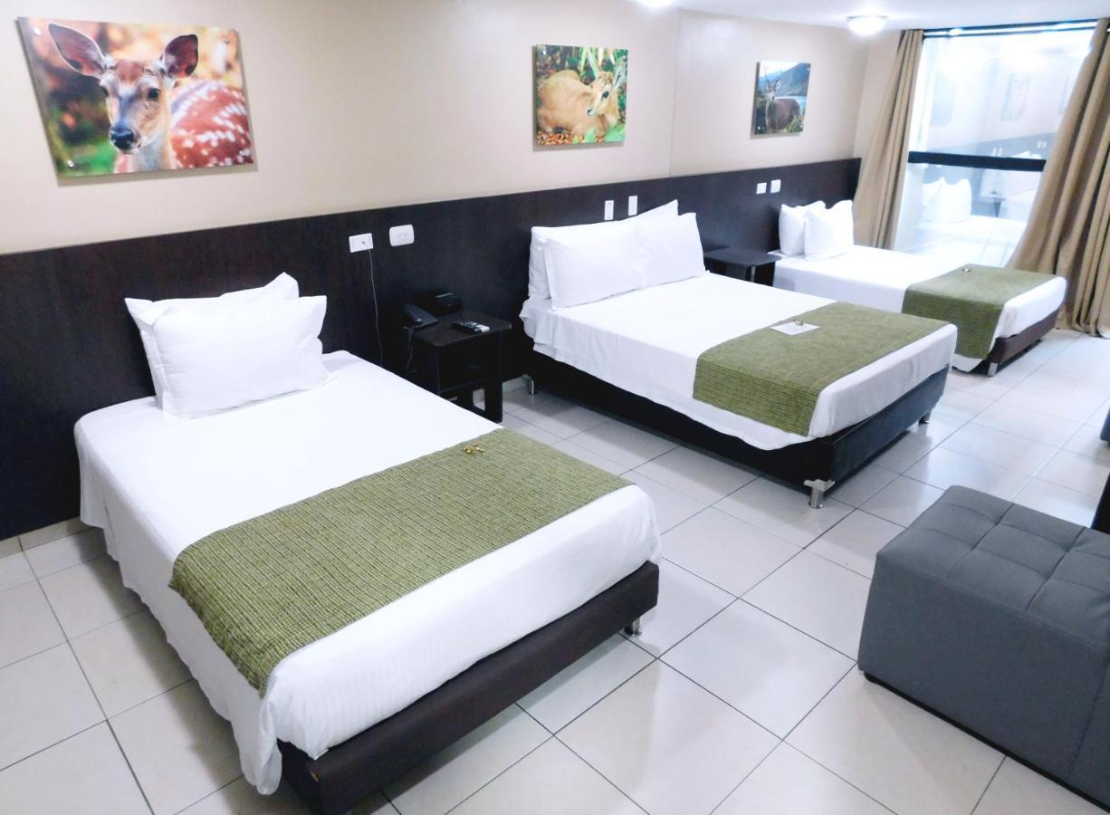 Hotel Poblado Boutique Express Медельин Экстерьер фото