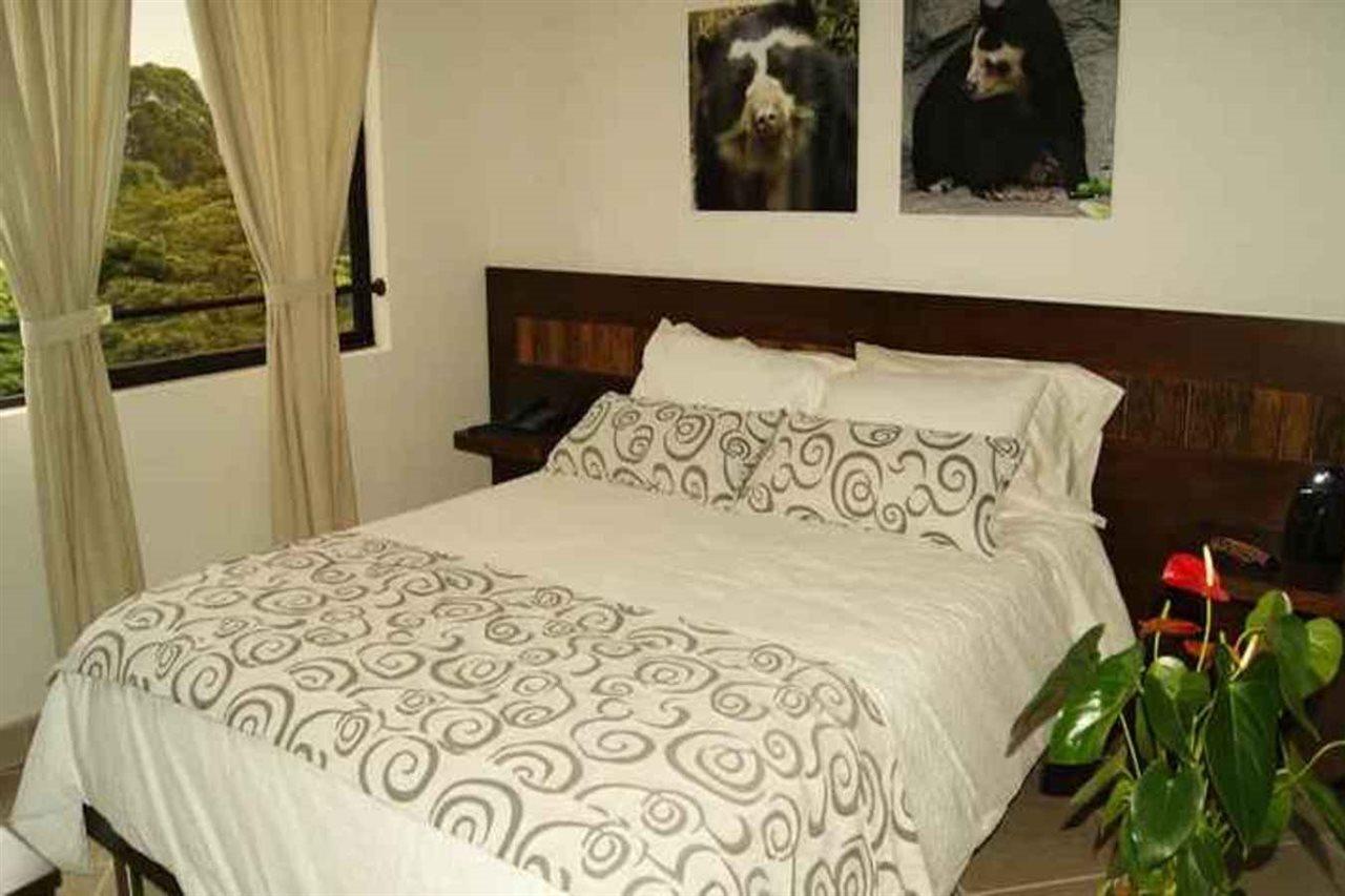 Hotel Poblado Boutique Express Медельин Экстерьер фото