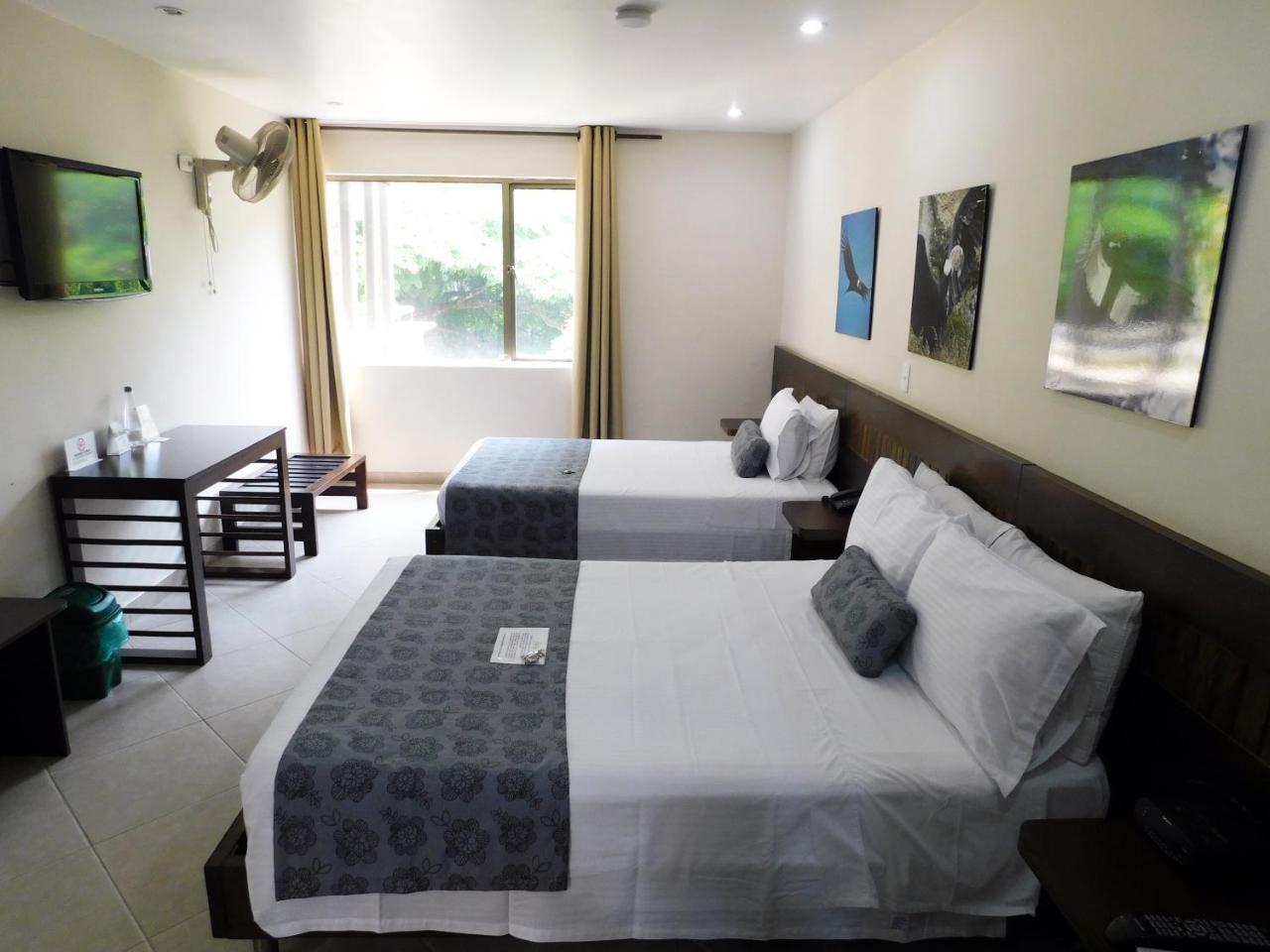 Hotel Poblado Boutique Express Медельин Экстерьер фото