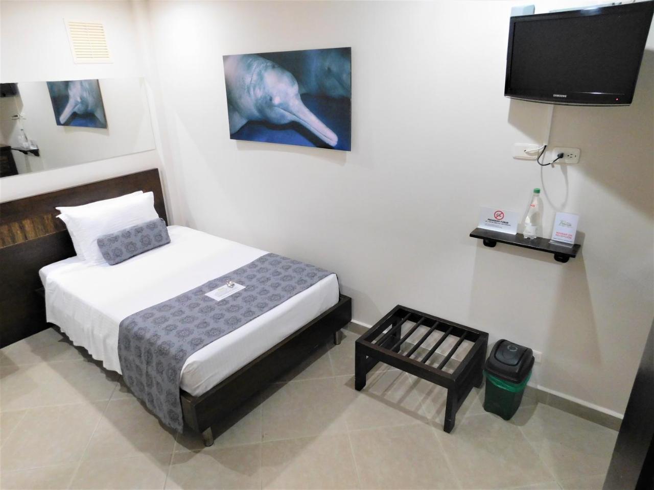 Hotel Poblado Boutique Express Медельин Экстерьер фото