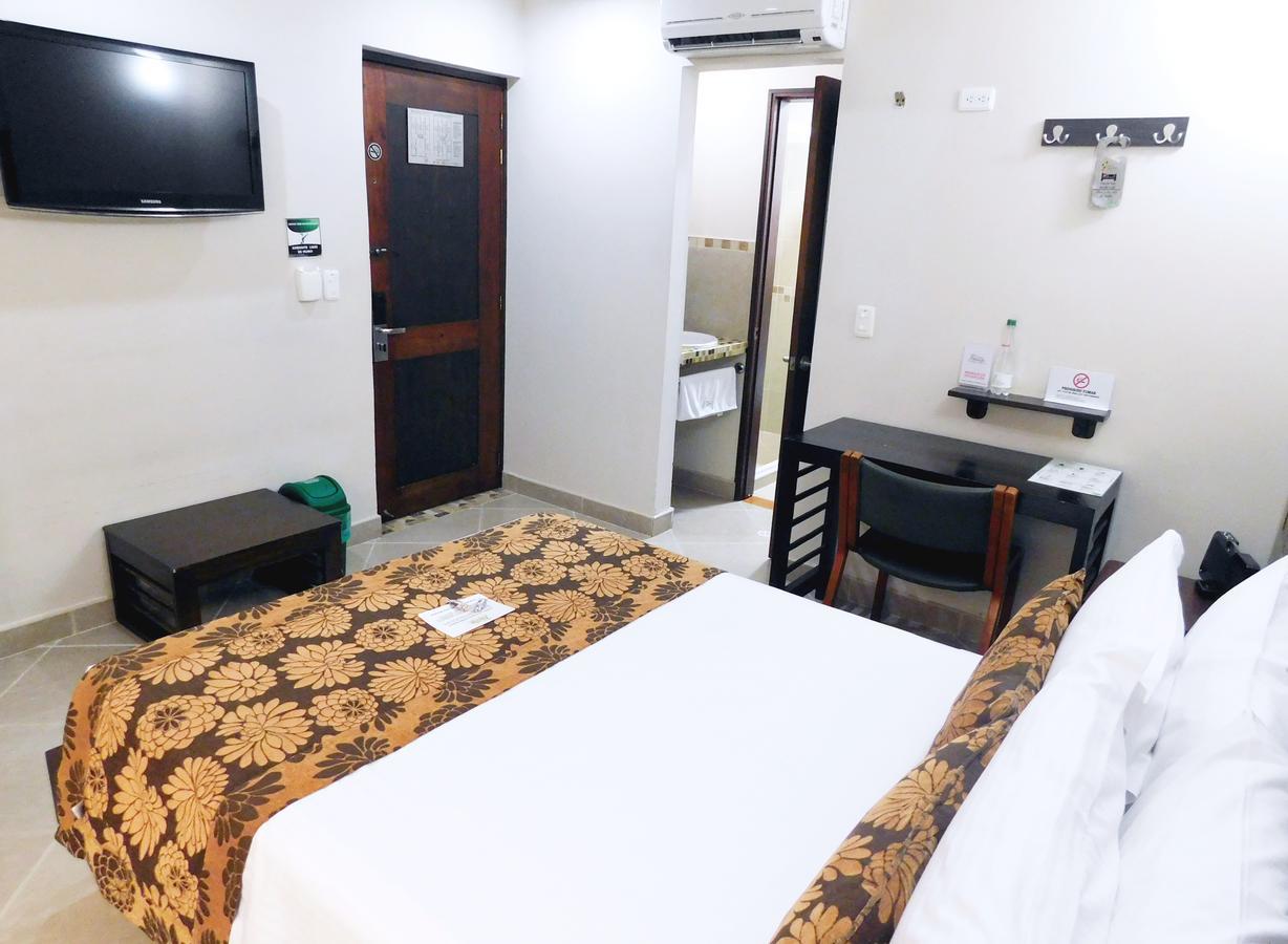 Hotel Poblado Boutique Express Медельин Экстерьер фото
