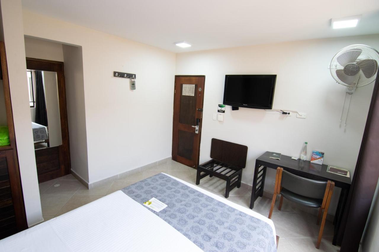 Hotel Poblado Boutique Express Медельин Экстерьер фото
