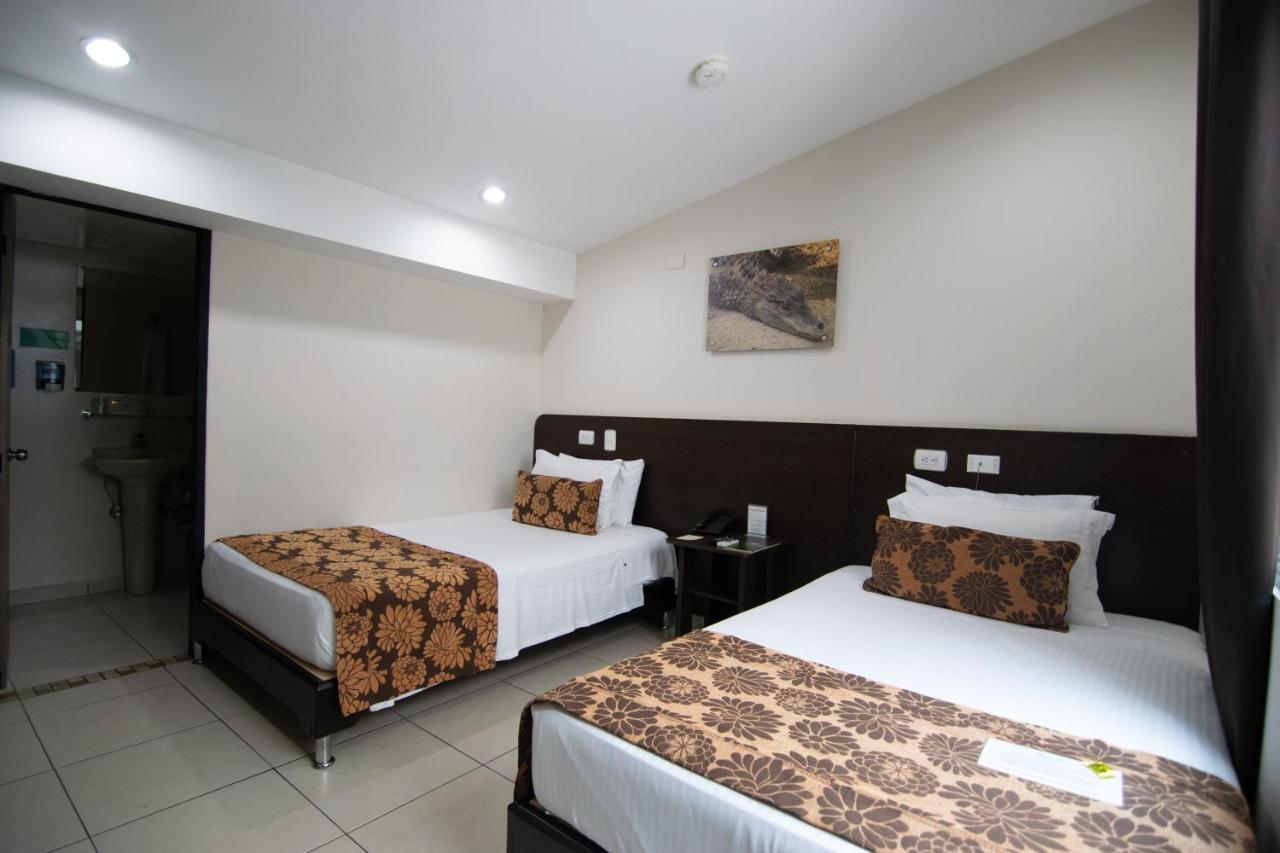 Hotel Poblado Boutique Express Медельин Экстерьер фото