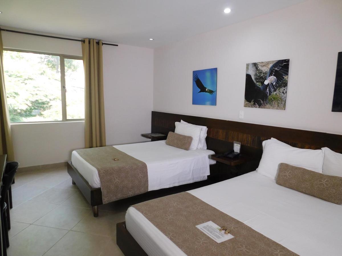 Hotel Poblado Boutique Express Медельин Экстерьер фото